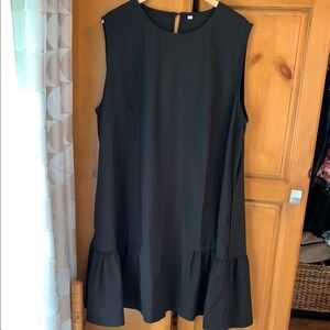 Black Sleeveless Dress 3X